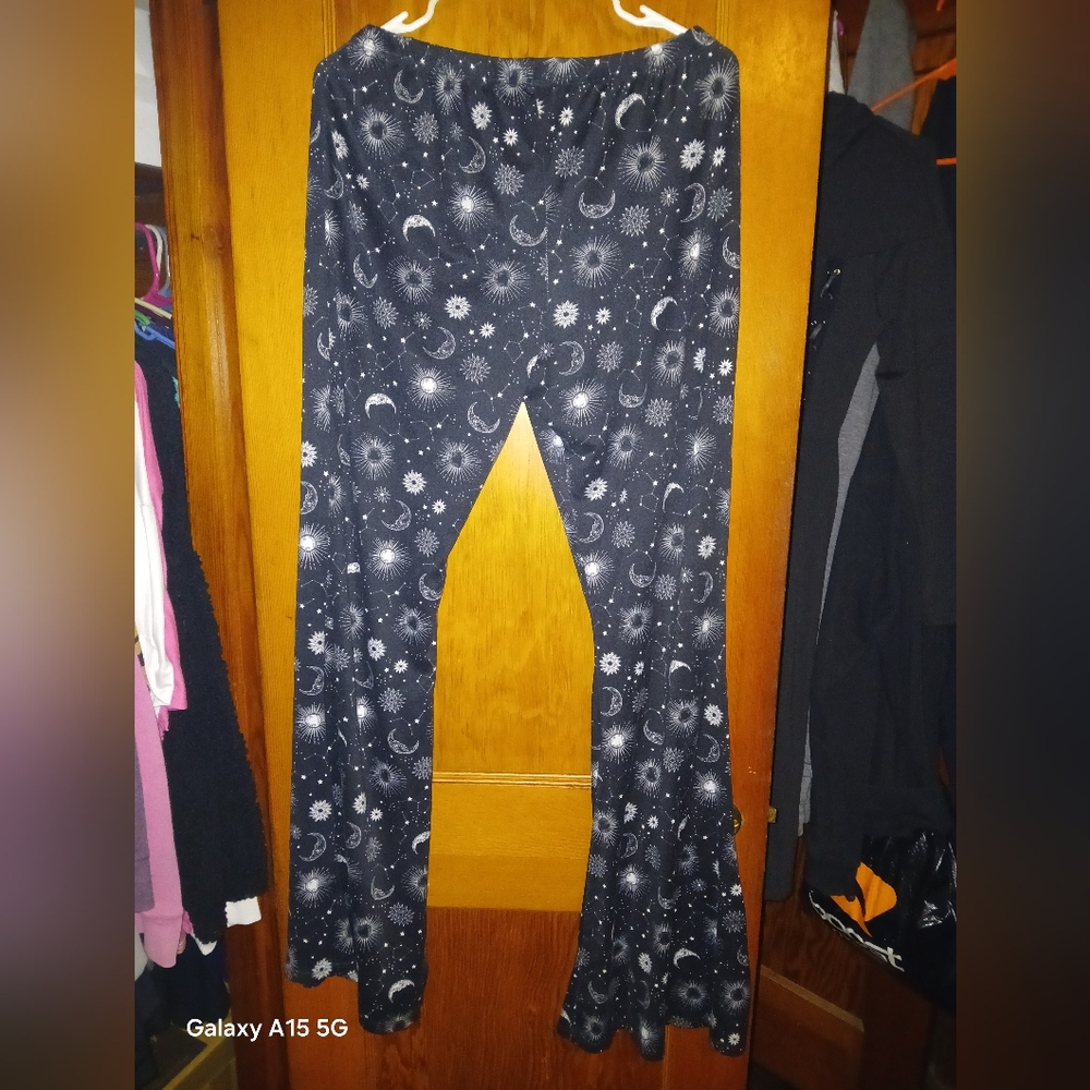 Black and White Celestial Print Pants